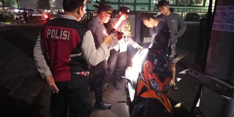 Polsek Babelan Gelar OKJ Dini Hari, Antisipasi Tawuran hingga Kejahatan Jalanan