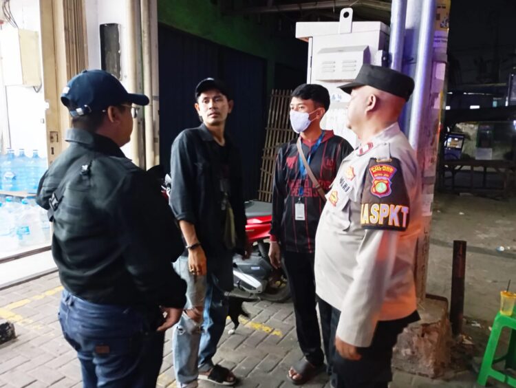 Respons Cepat Laporan 110, Polsek Babelan Mediasi Cekcok Warga dengan Tukang Parkir di Kebalen