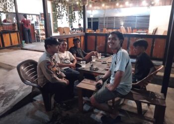 Waspada Modus Kejahatan Malam Hari, Polsek Mandor Turun Langsung Beri Edukasi Warga
