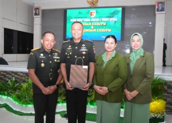 Danrem 132/Tdl Hadiri Sertijab dan Tradisi Satuan Irdam XXIII/PW serta Danpomdam XXIII/PW, Wujud Regenerasi Kepemimpinan TNI AD