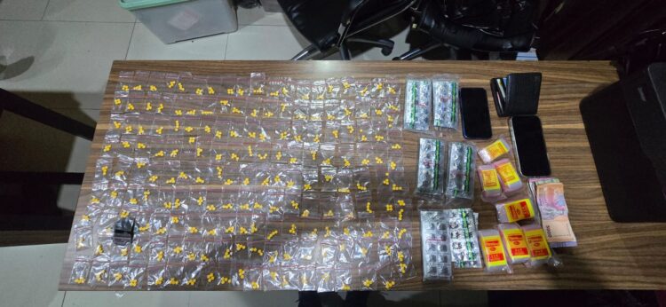 Polres Metro Bekasi Ungkap Peredaran Obat Daftar G di Cibarusah, Dua Pria Diamankan
