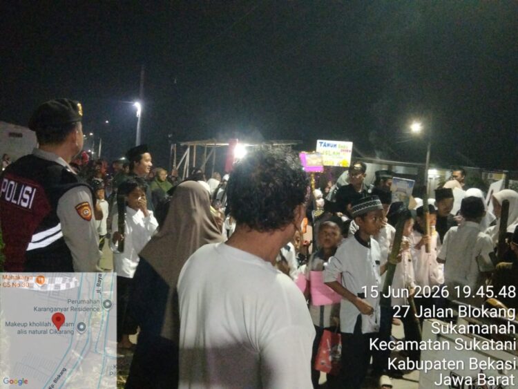 Polsek Sukatani Kawal Pawai Obor 1 Muharam di Perumahan Griya Maha Karya