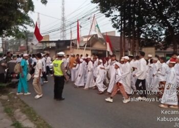 Polsek Setu Gelar Pelayanan Pengamanan Pawai Ta’aruf Santri Ponpes Nuu Waar Sambut Tahun Baru Islam 1448 H
