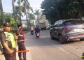 Polisi Tampil Pagi di Pertigaan Jalan Raya Garon, Arus Cabangbungin–Karawang Tetap Lancar