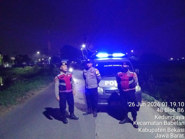 Jaga Jakarta Jaga Bekasi, Polsek Babelan Patroli Biru di Jalan Raya Pertamina Kedung Jaya