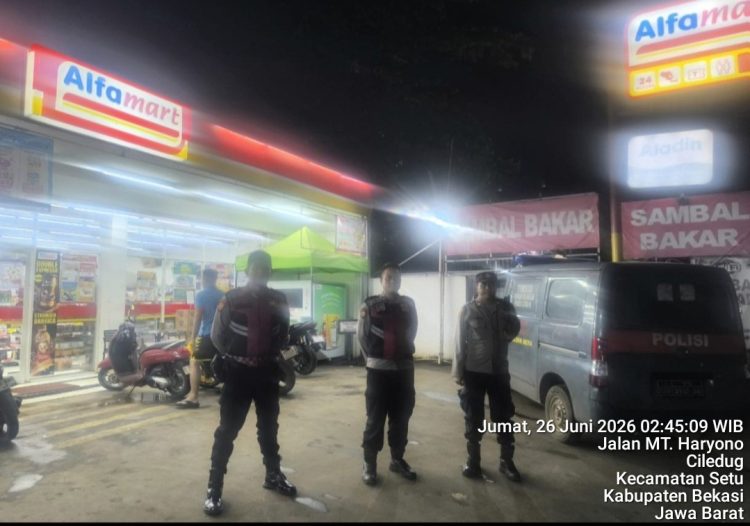 Jaga Bekasi On The Spot, Patroli Biru Polsek Setu Sisir Titik Rawan pada Dini Hari