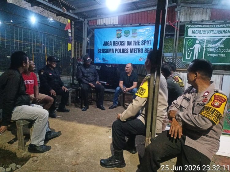 Jaga Bekasi On The Spot, Polsek Serang Baru Sambangi Satkamling Mega Regency