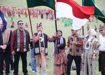 Mendagri Buka Festival Fulan Fehan 2026, Hadirkan Tarian Persahabatan Indonesia dan Timor-Leste
