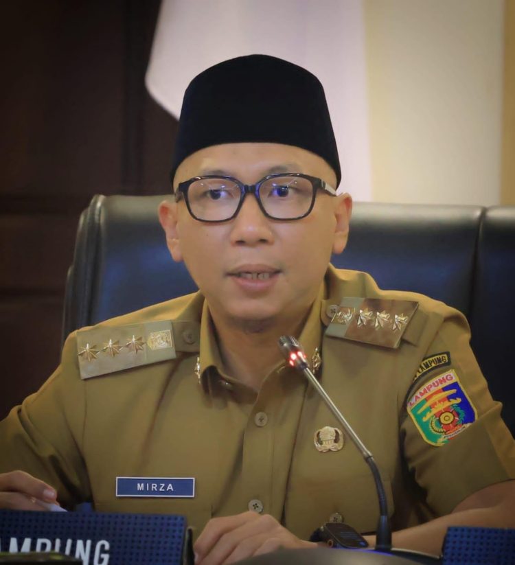 Gubernur Rahmat Mirzani Djausal Terima Silahturahmi Tokoh Adat Lima Marga Lampung Selatan,Perkuat Warisan Budaya Daerah
