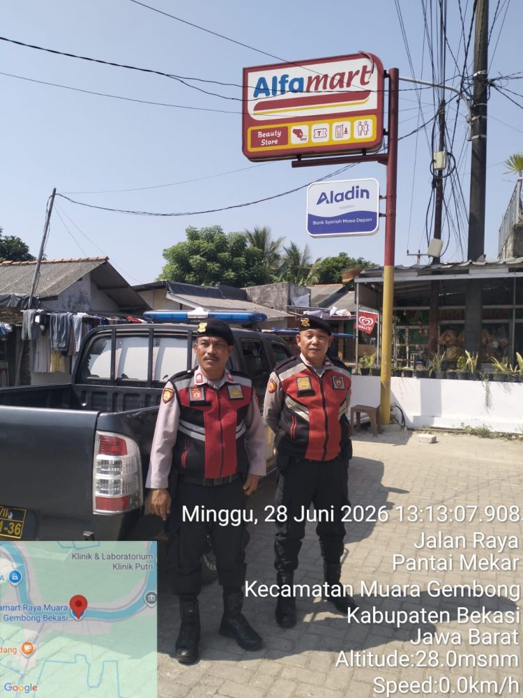 Jaga Jakarta Jaga Bekasi, Polsek Muaragembong Patroli KRYD di Pertokoan Pantai Mekar