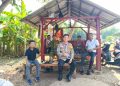 Jaga Bekasi On The Spot, Bhabinkamtibmas Serang Baru Ajak Warga Nagasari Tangkal Hoaks dan Penipuan Online