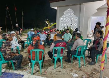 Jaga Jakarta Jaga Bekasi, Patroli Dialogis Polsek Pebayuran Ajak Warga Kampung Kobak Cina Aktifkan Siskamling