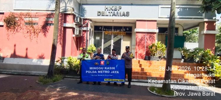 Jaga Jakarta Jaga Bekasi, Polsek Cikarang Pusat Kawal Ibadah Minggu Kasih di Kota Deltamas