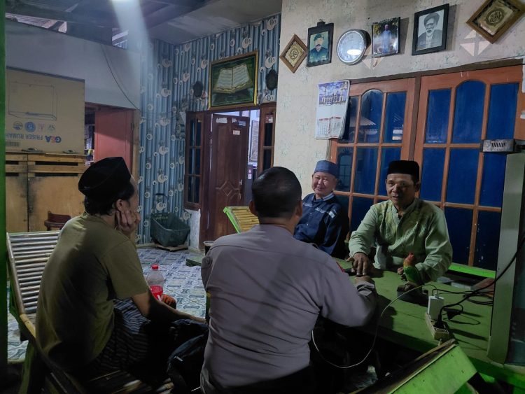 Jaga Bekasi, Bhabinkamtibmas Serang Baru Perkuat Sinergi Tokoh Sukaragam