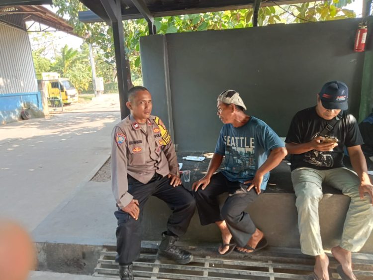 Jaga Jakarta Jaga Bekasi, Bhabinkamtibmas Kedungwaringin Perkuat Kemitraan Warga di Mekarjaya