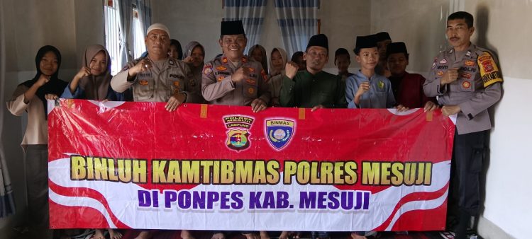 Binmas Polres Mesuji Laksanakan Cooling System, Binluh, Sambang Sekaligus Salurkan Bantuan Ke Ponpes Al-Ikhlas