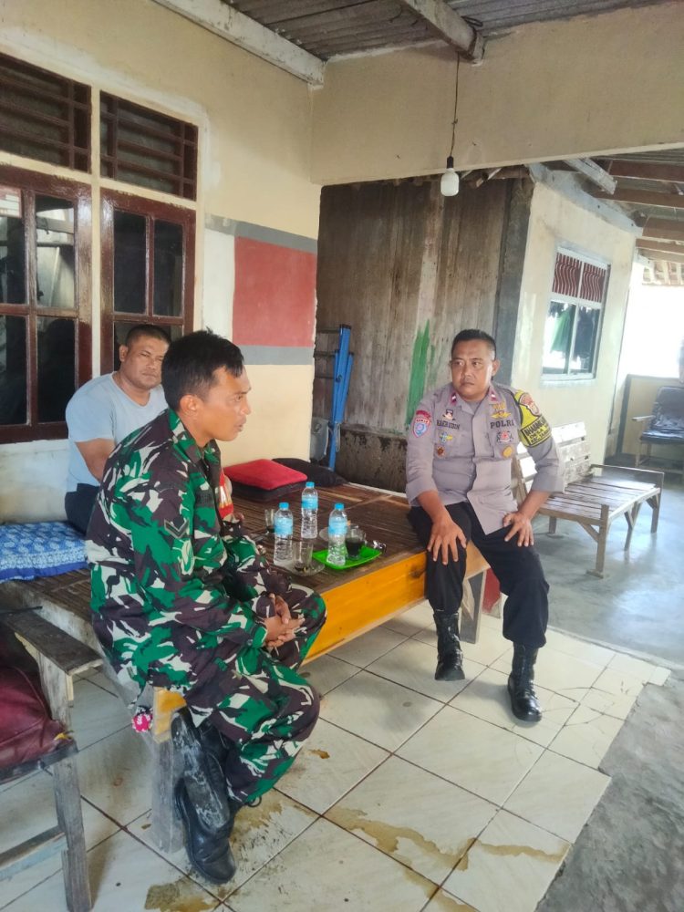 Bhabinkamtibmas Srijaya Perkuat Peran Warga Cegah Tawuran dan Kejahatan Digital