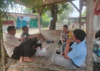 Jaga Jakarta Jaga Bekasi, Bhabinkamtibmas Srimukti Rangkul Tokoh Warga Cegah Kenakalan Remaja dan Ajak Jaga Lingkungan
