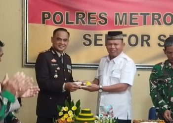 Jaga Jakarta Jaga Bekasi: Kecamatan dan Koramil Setu Beri Ucapan HUT Bhayangkara ke-80 untuk Polsek Setu