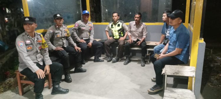 Jaga Jakarta Jaga Bekasi: Polsek Serang Baru Sambangi Satkamling Permata Serang Baru