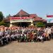 Koramil 08 Lemahabang dan Warga Beri Kejutan Hari Bhayangkara ke-80 untuk Polsek Cikarang Timur