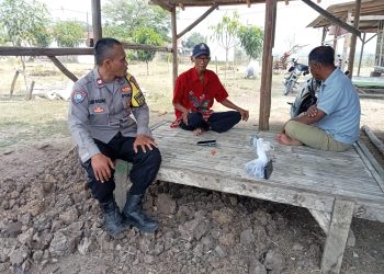 Bhabinkamtibmas Polsek Kedungwaringin Sambangi Warga Kampung Cebong Desa Mekarjaya