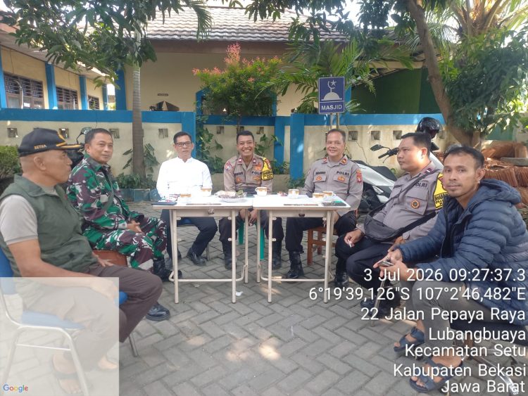 Jaga Bekasi On The Spot, Polsek Setu Monitoring Hasil SPMB SMPN 4 Setu