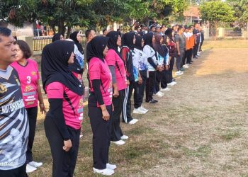 Semarak HUT Bhayangkara ke-80, Polsek Pebayuran Gelar Turnamen Bola Voli Cup Bersama Masyarakat