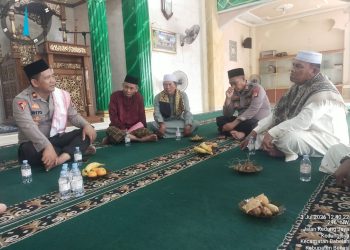 Safari Jum’at, Kapolsek Hadirkan Kesejukan Batin Bersama Masyarakat Babelan