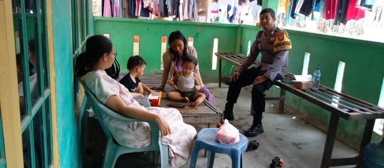 Jaga Jakarta Jaga Bekasi, Bhabinkamtibmas Sukaringin Sambangi Warga Kampung Kepuh