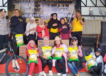 Semarak HUT Bhayangkara ke-80, Polsek Tambun Selatan Gelar Olahraga Bersama dan Lomba Karaoke Fals