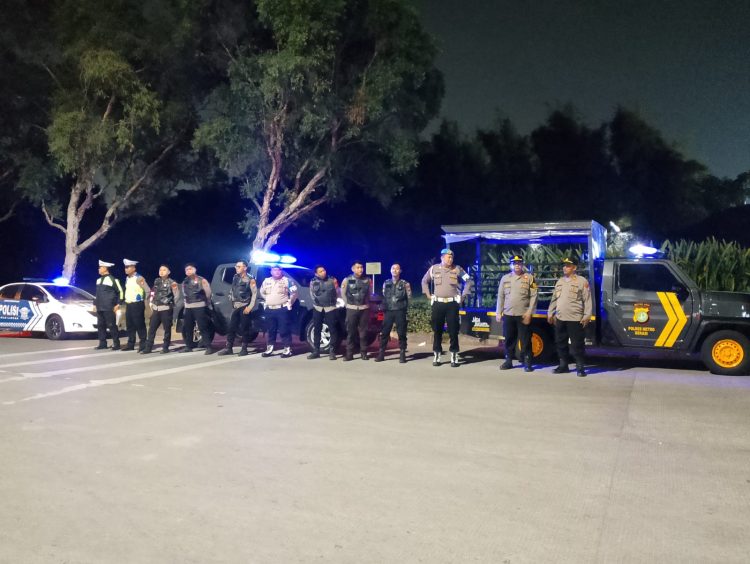 Jaga Jakarta Jaga Bekasi, Patroli Skala Besar Polres Metro Bekasi Sisir Titik Rawan hingga Dini Hari
