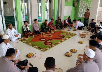 Kapolsek Setu Sambangi Tokoh Agama dan Masyarakat Taman Rahayu, Perkuat Kamtibmas dari Ruang Silaturahmi