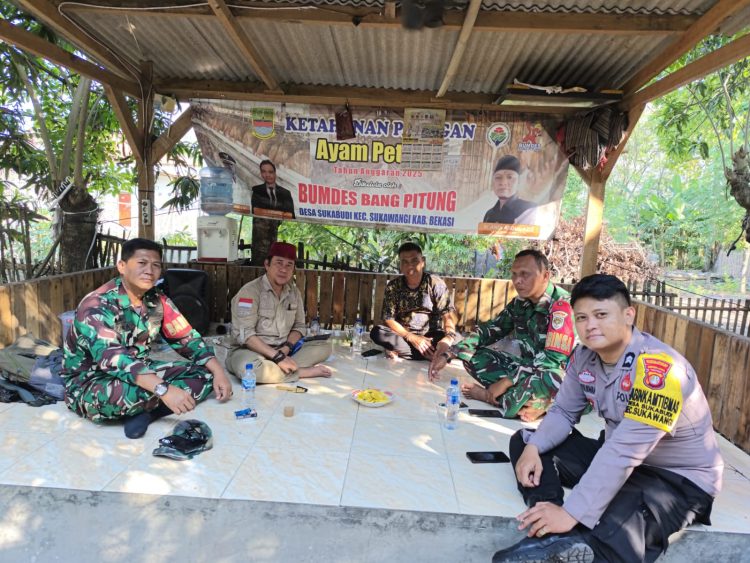 Bhabinkamtibmas Sukabudi Bersama Babinsa Sambangi Warga, Perkuat Sinergi Kamtibmas di Sukawangi