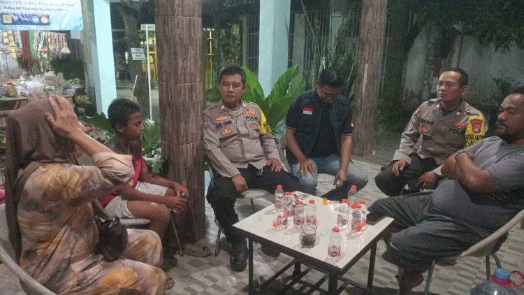 habinkamtibmas Polsek Serang Baru Bantu Pertemukan Remaja dengan Keluarga