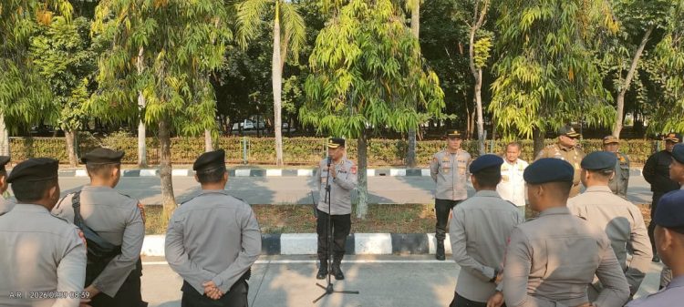 Ratusan Personel Apel Pengamanan Aksi FUKHIS di Kantor DPRD Kabupaten Bekasi