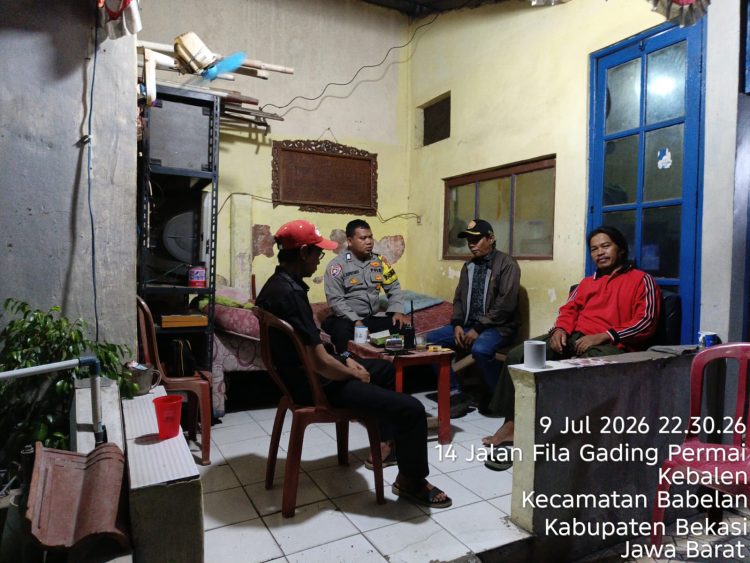 Bhabinkamtibmas Babelan Bina Siskamling, Ajak Warga Kebalen Cegah 3C dan Kenakalan Remaja