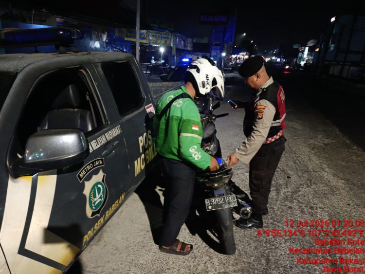 Polsek Babelan Gelar Operasi Kejahatan Jalanan, Perketat Pemeriksaan Kendaraan dan Antisipasi Gangguan Kamtibmas