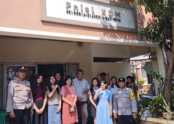 Polsek Cikarang Pusat Laksanakan Pengamanan Ibadah Minggu di GPDI Pniel Deltamas