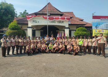 Kapolsek Cikarang Timur Kukuhkan 35 Anggota Saka Bhayangkara Angkatan IV Tahun 2026