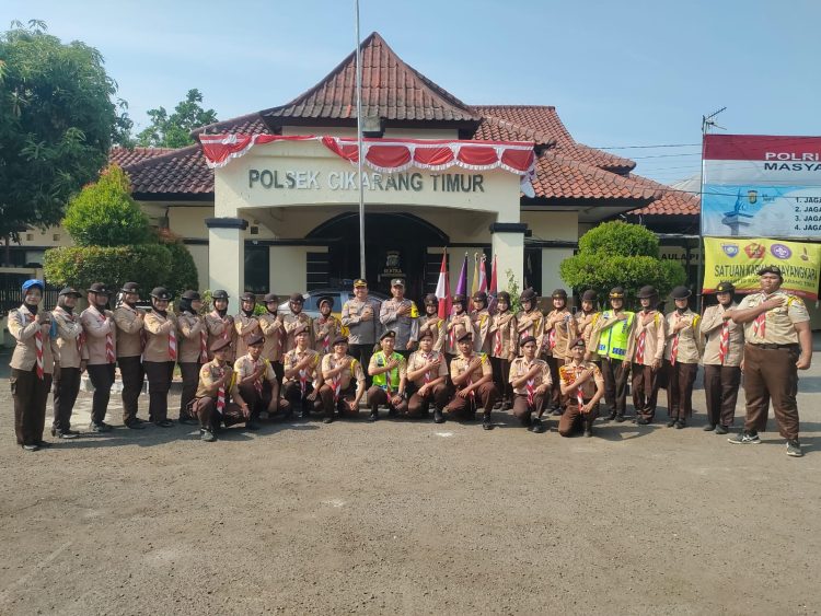 Kapolsek Cikarang Timur Kukuhkan 35 Anggota Saka Bhayangkara Angkatan IV Tahun 2026