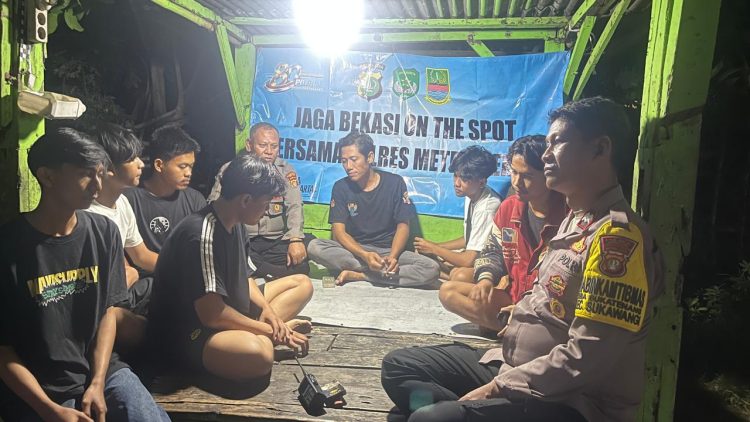 Polsek Tambelang Gelar Jaga Bekasi On The Spot, Perkuat Sinergi dengan Warga Jaga Kamtibmas