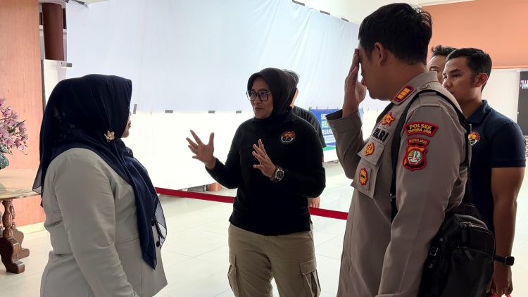 Di Tengah Perawatan Intensif, Polri Hadir Menguatkan Keluarga Korban Kekerasan Anak