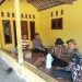 JAGA JAKARTA ON THE SPOT: Bhabinkamtibmas Lenggahsari Ajak Warga Perkuat Kerukunan dan Kepedulian Kamtibmas