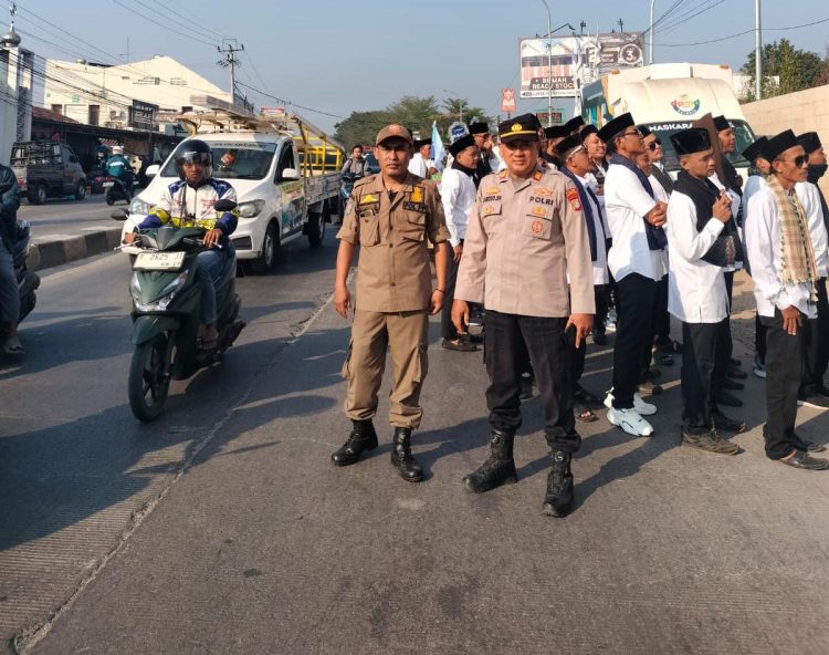 Polsek Cikarang Selatan Berikan Pengamanan Maksimal pada Pawai Ta’aruf MTQ ke-IX Tahun 2026, Kegiatan Berlangsung Aman dan Kondusif