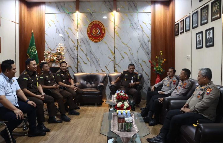 Perkuat Sinergitas Penegakan Hukum, Kapolres Wonogiri dan Kajari Wonogiri Bahas Penguatan Koordinasi