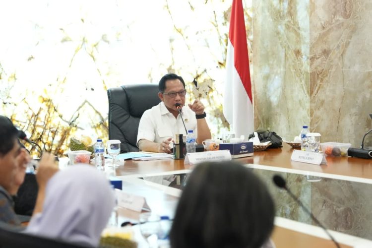 Mendagri Tito Kemendagri dan Pemda Akan Dukung Penuh Optimalisasi Program BSPS