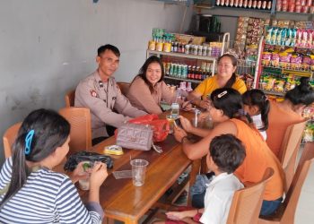 Ngobrol Santai Bareng Ibu-Ibu, Polisi Sisipkan Pesan Penting Cegah Kejahatan