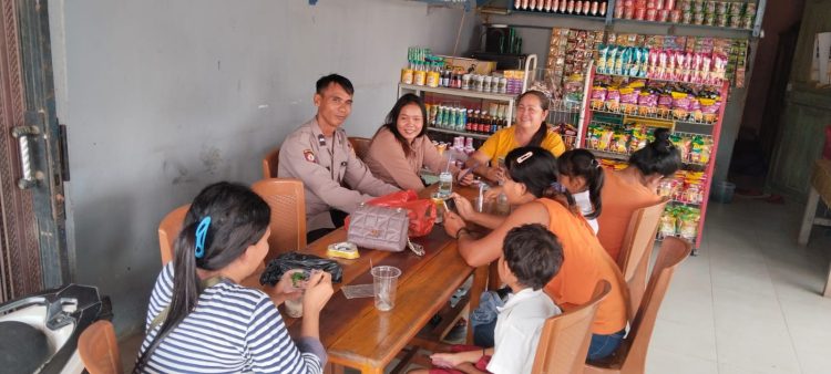Ngobrol Santai Bareng Ibu-Ibu, Polisi Sisipkan Pesan Penting Cegah Kejahatan