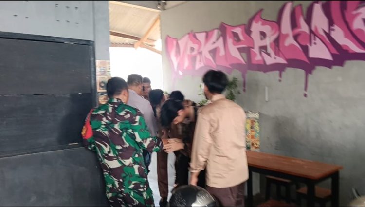 JAGA JAKARTA ON THE SPOT, Bhabinkamtibmas dan Babinsa Kedungwaringin Beri Pembinaan kepada Pelajar